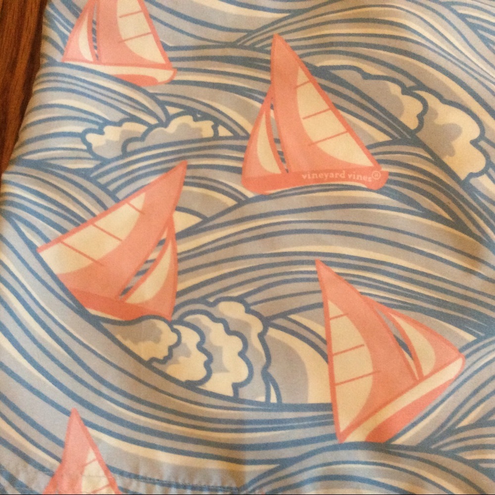 Women’s vineyard vines board skirt - Picture 3 of 6